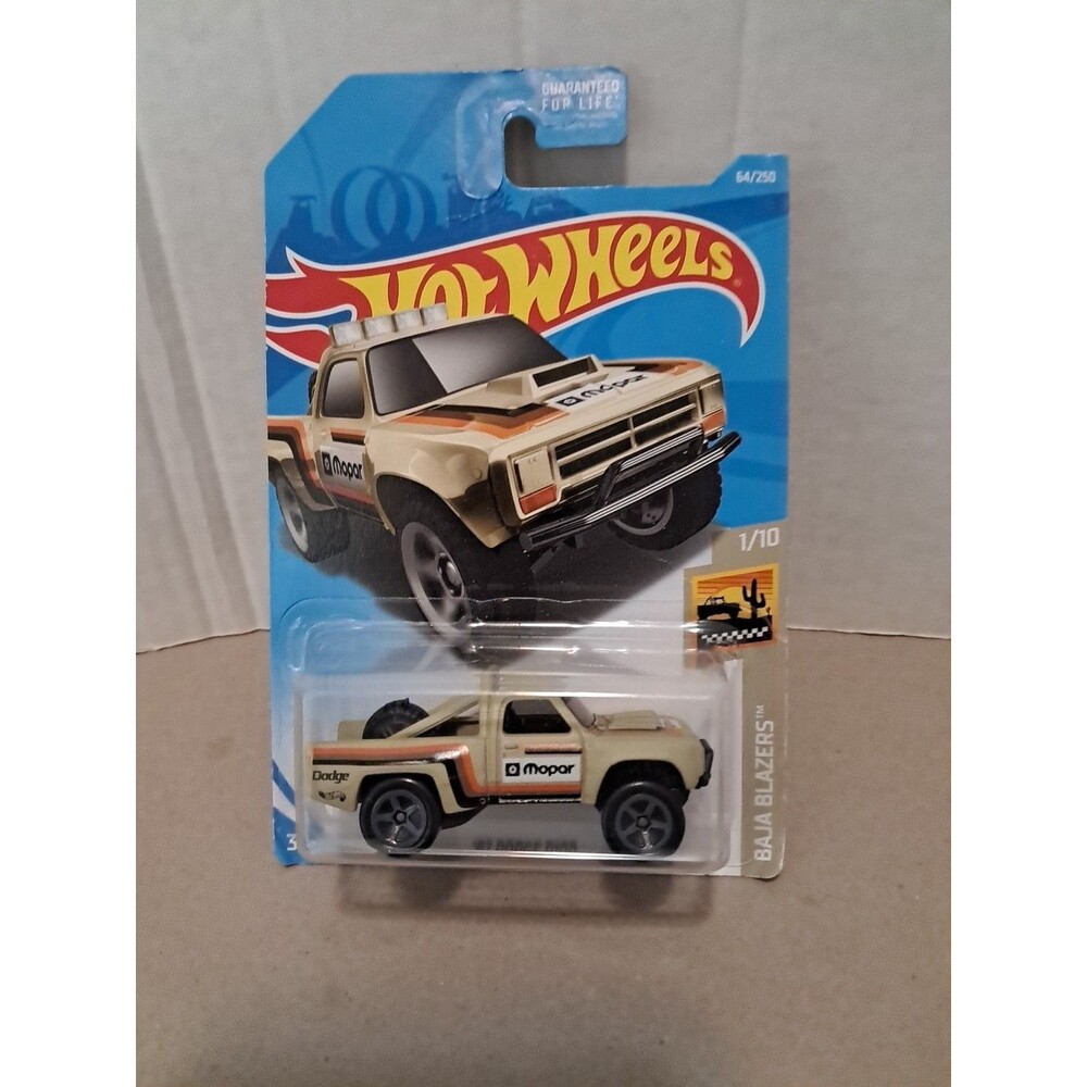 Hot Wheels 1987 Dodge D100 Baja Blazers, Tan